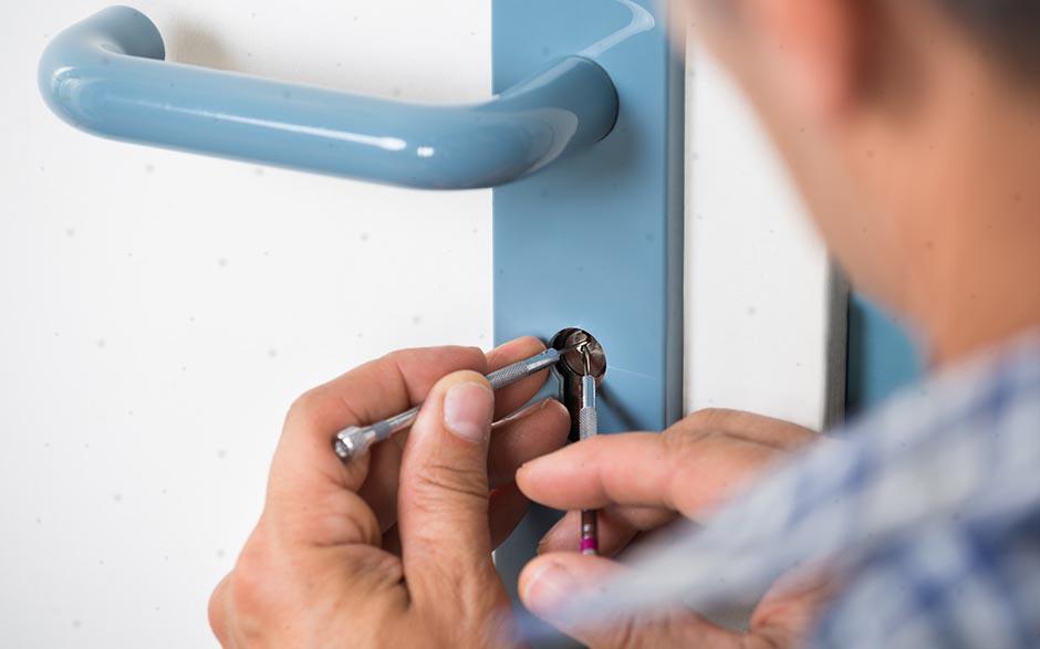  serrurier porte blindée Courbevoie