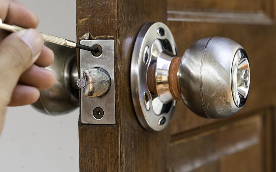 serrurier porte blindée Égly